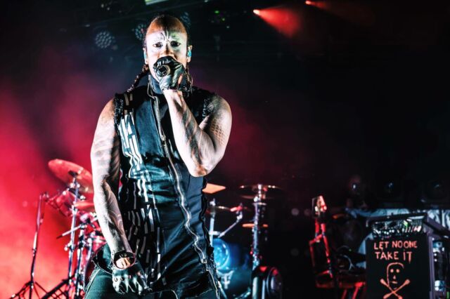 Brisbane , that was emotionally charged for us , thanku for representing and makin it special , we luv y’all , see u again soon !
Melbourne , we will be seein u tonight ,we are ready for ya! ✊🕶️🔥
#theprodigy 
#weliveforever 

Pics by 
@mattyoungpics
&
Darren Burns/Tone Deaf