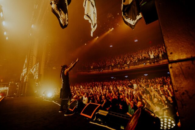 The Warfield was pure Ruckus last night !!! ,
big respect to the US Warriors ✊

Photos by @jonny.rios